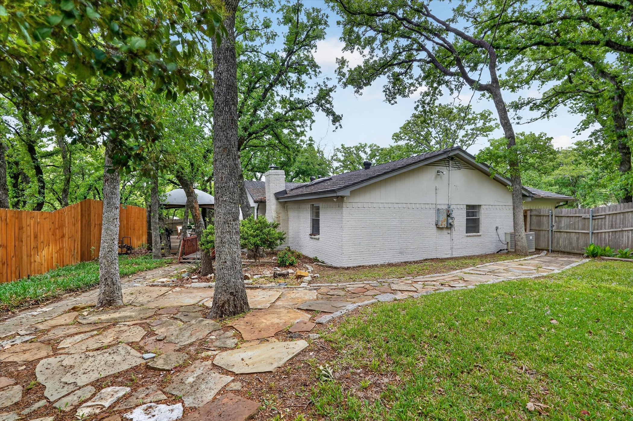 5714 Cherrywood Lane Arlington TX 76016