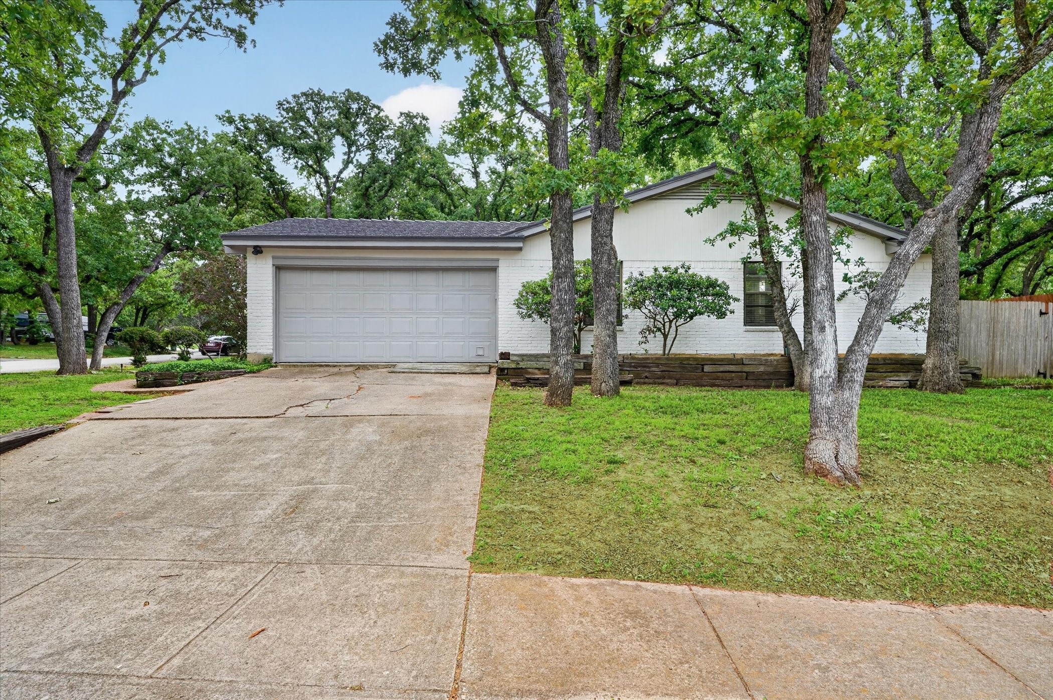 5714 Cherrywood Lane Arlington TX 76016