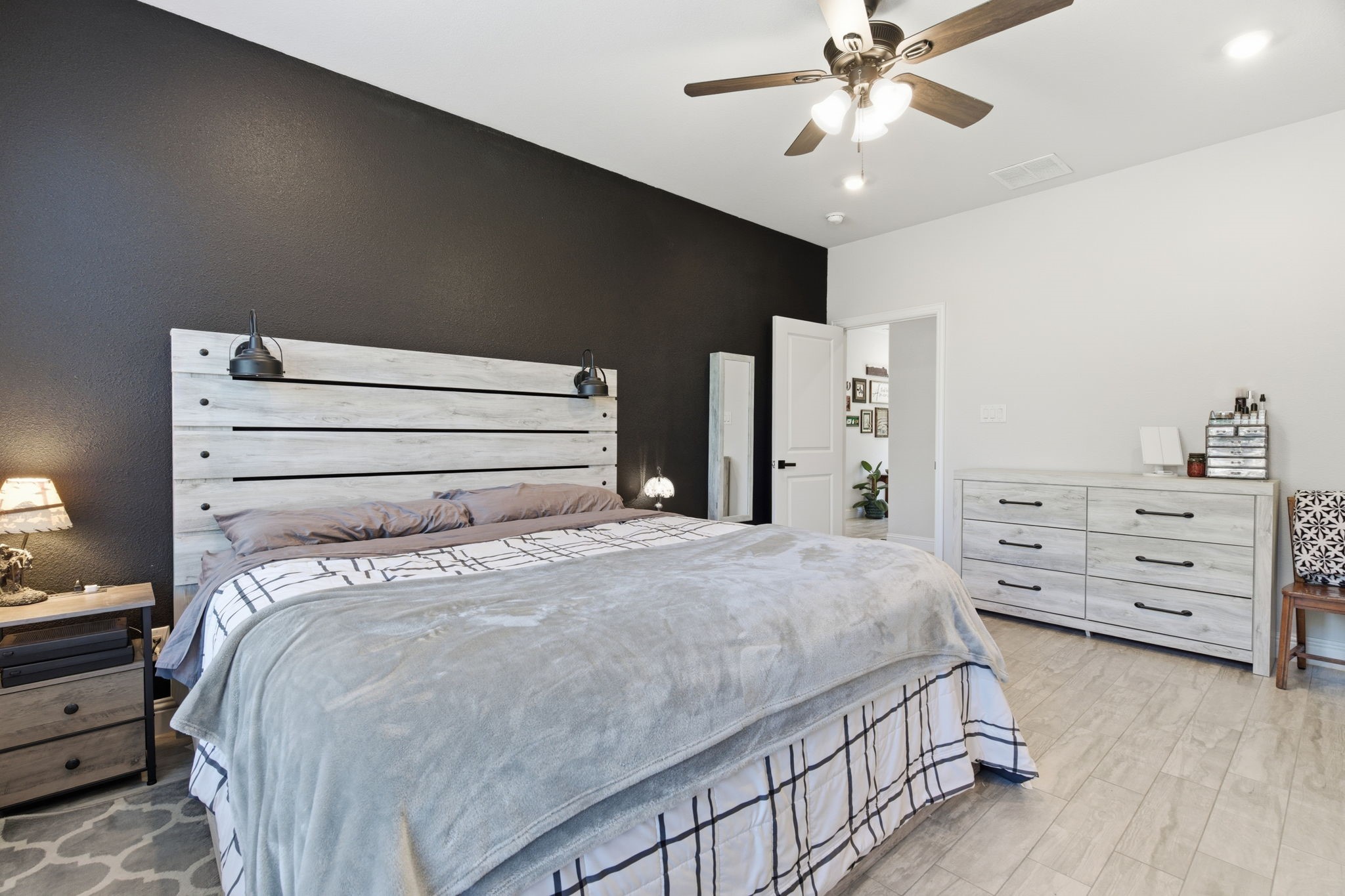 2316 Neches Street Granbury TX 76048
