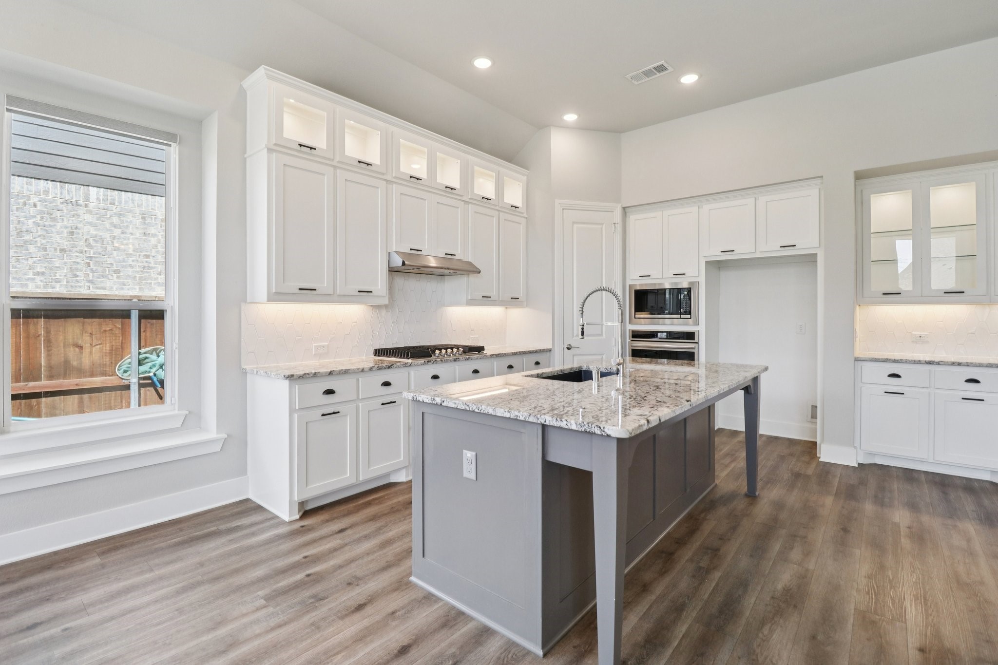 1812 Cypress Gap Trail Mansfield TX 76063