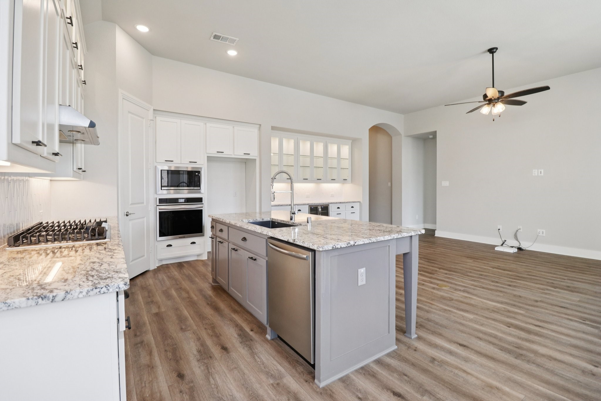 1812 Cypress Gap Trail Mansfield TX 76063