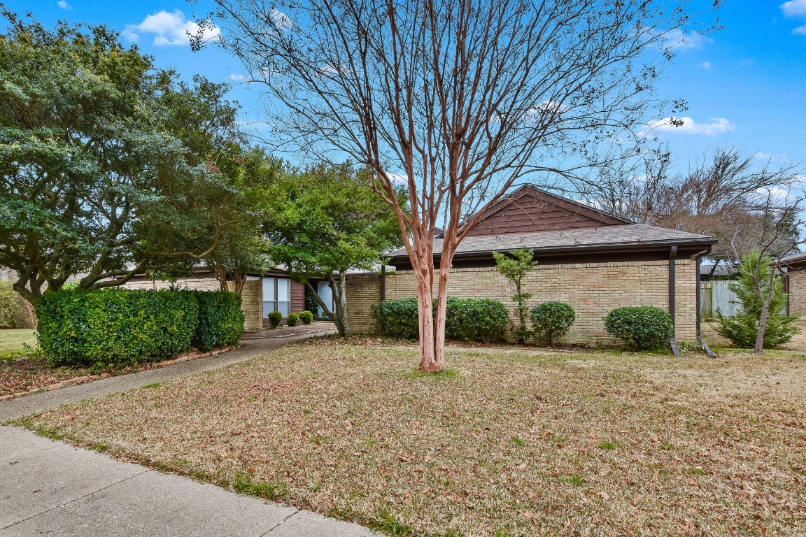 1910 Treehouse Lane Plano TX 75023