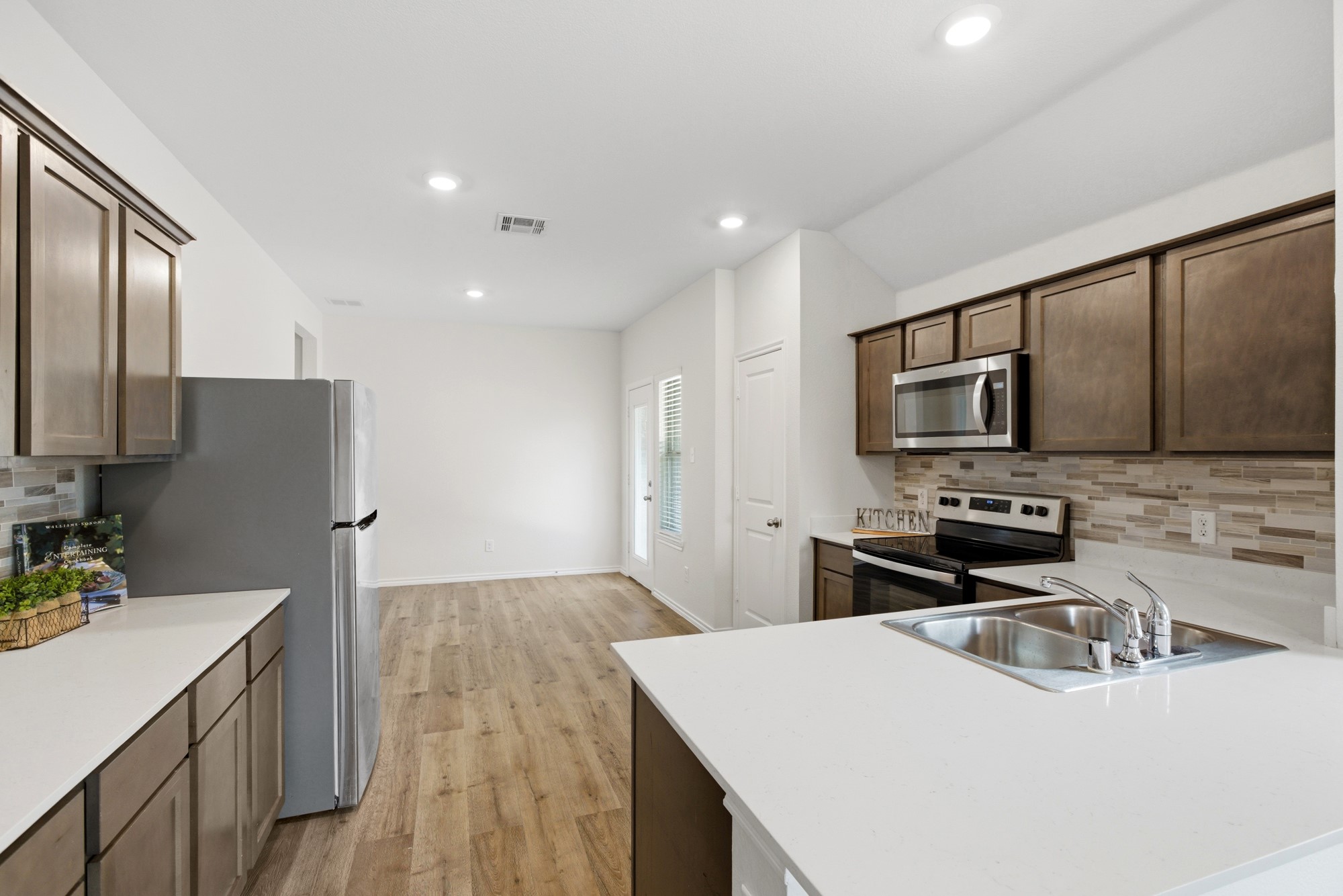 605 Cozy Greens Lavon TX 75166