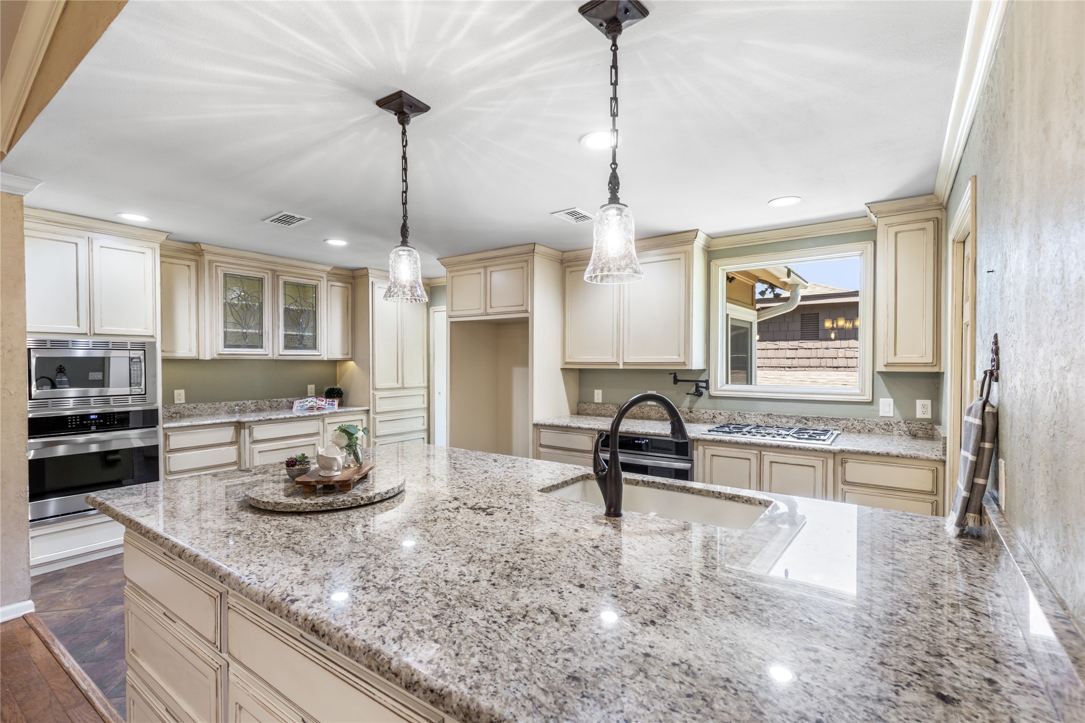 1814 Oak Creek Drive Sherman TX 75092