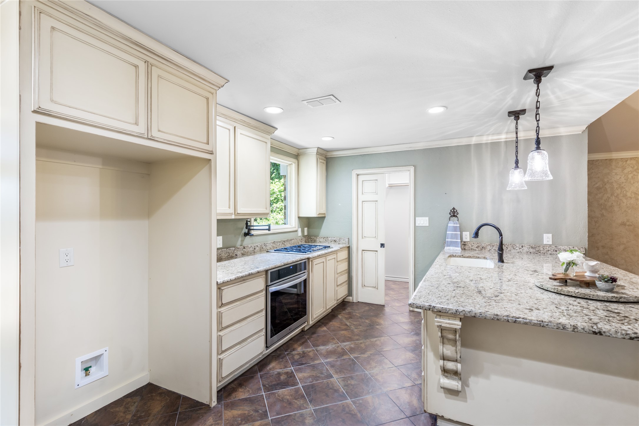 1814 Oak Creek Drive Sherman TX 75092