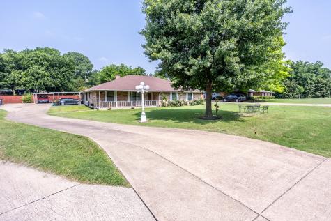 181 Southwood Drive Lancaster TX 75146
