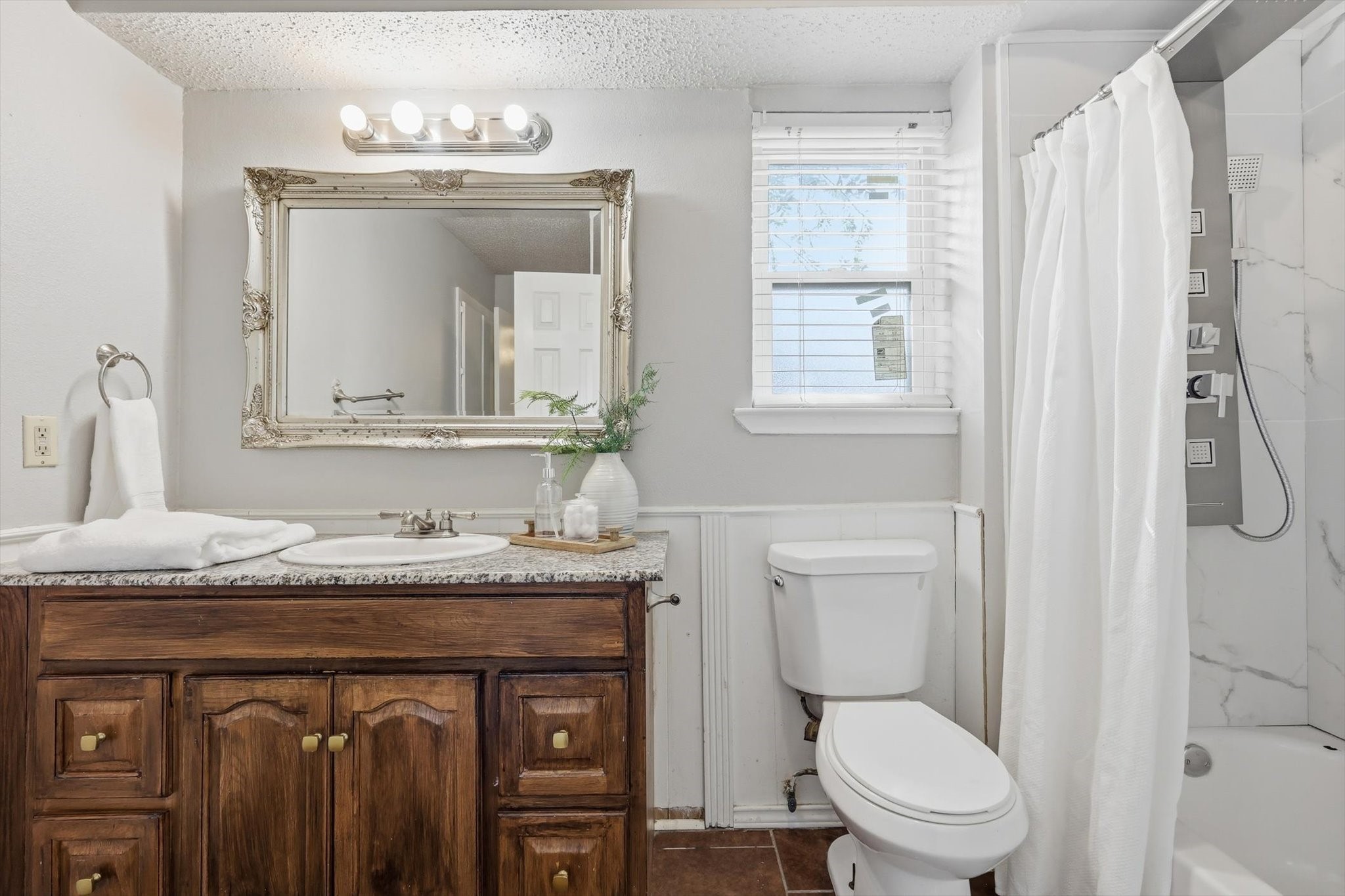 3105 Tampa Drive Garland TX 75043