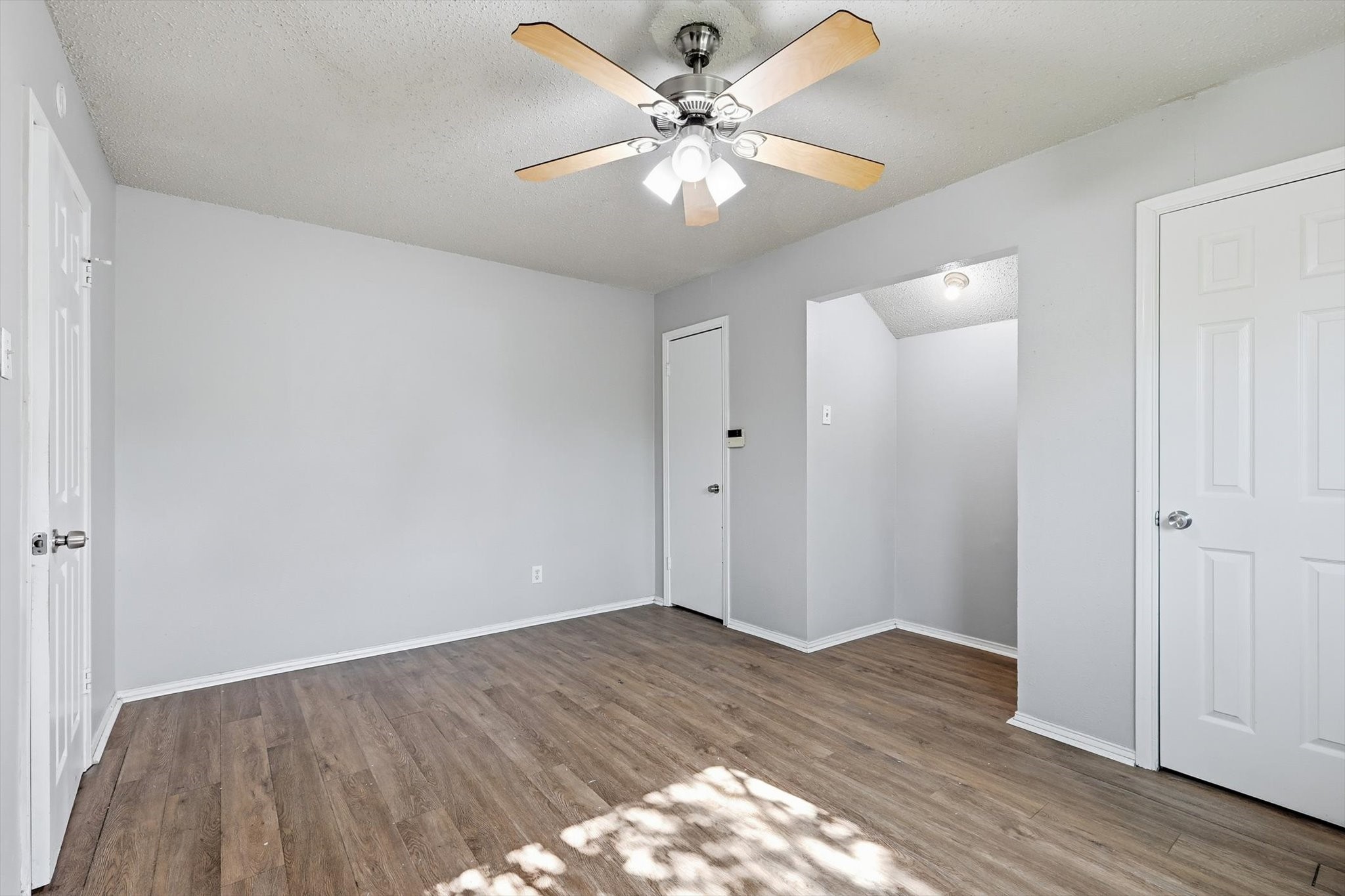 3105 Tampa Drive Garland TX 75043