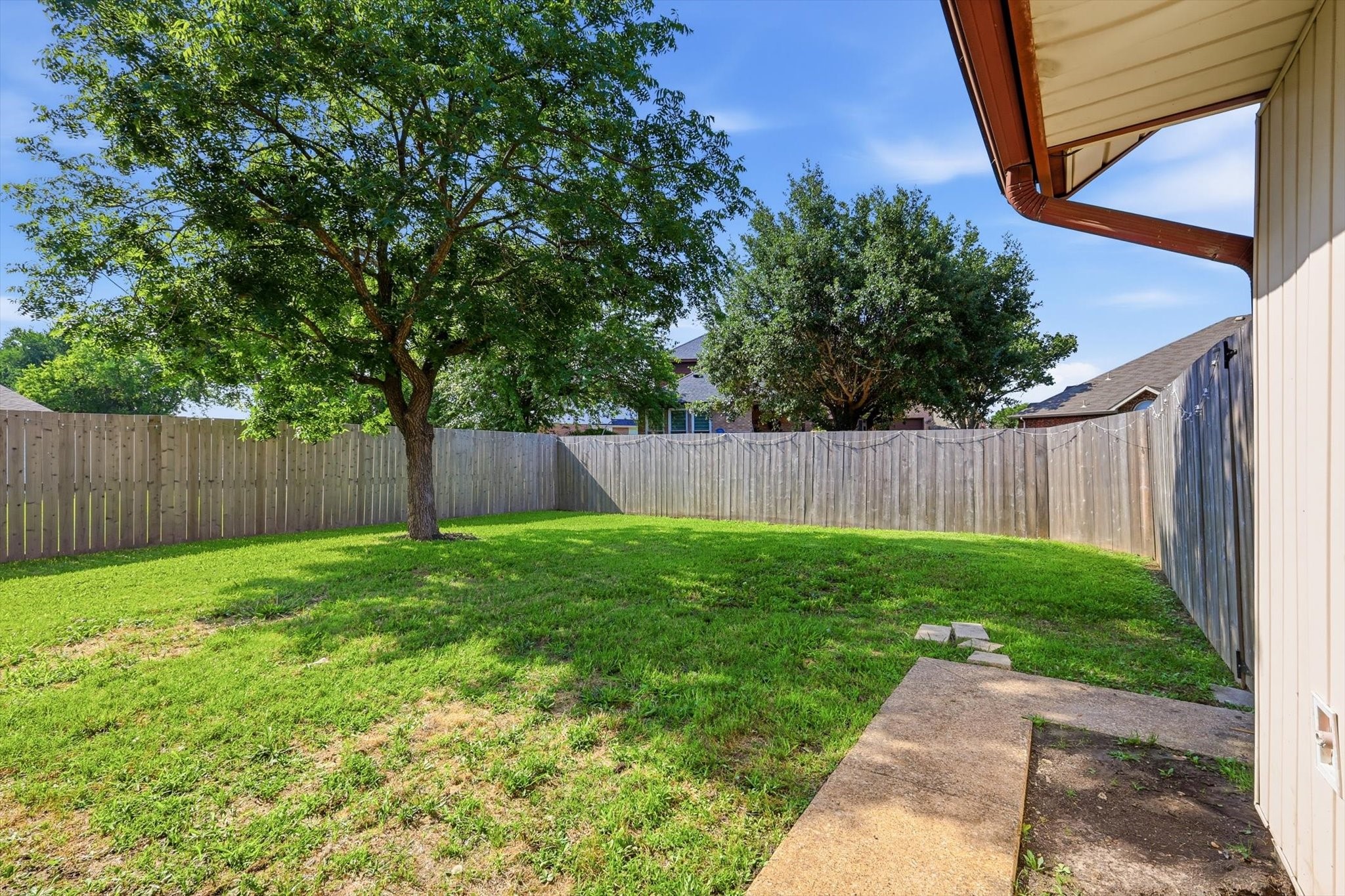 3105 Tampa Drive Garland TX 75043