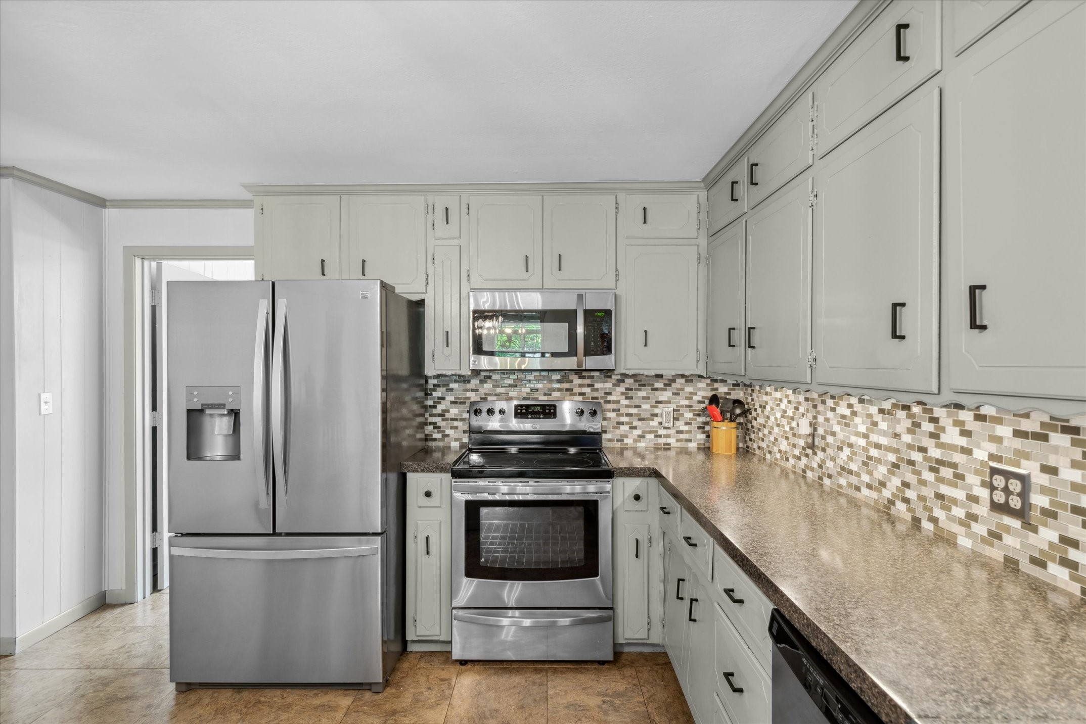 809 S Prairieville Street Athens TX 75751