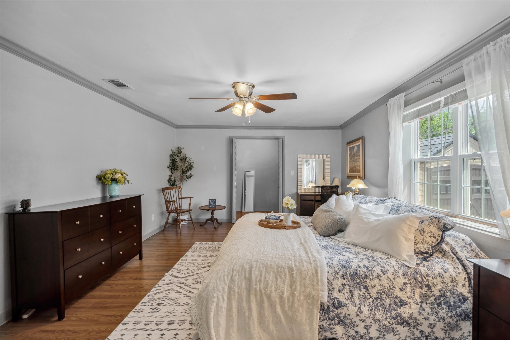 809 S Prairieville Street Athens TX 75751