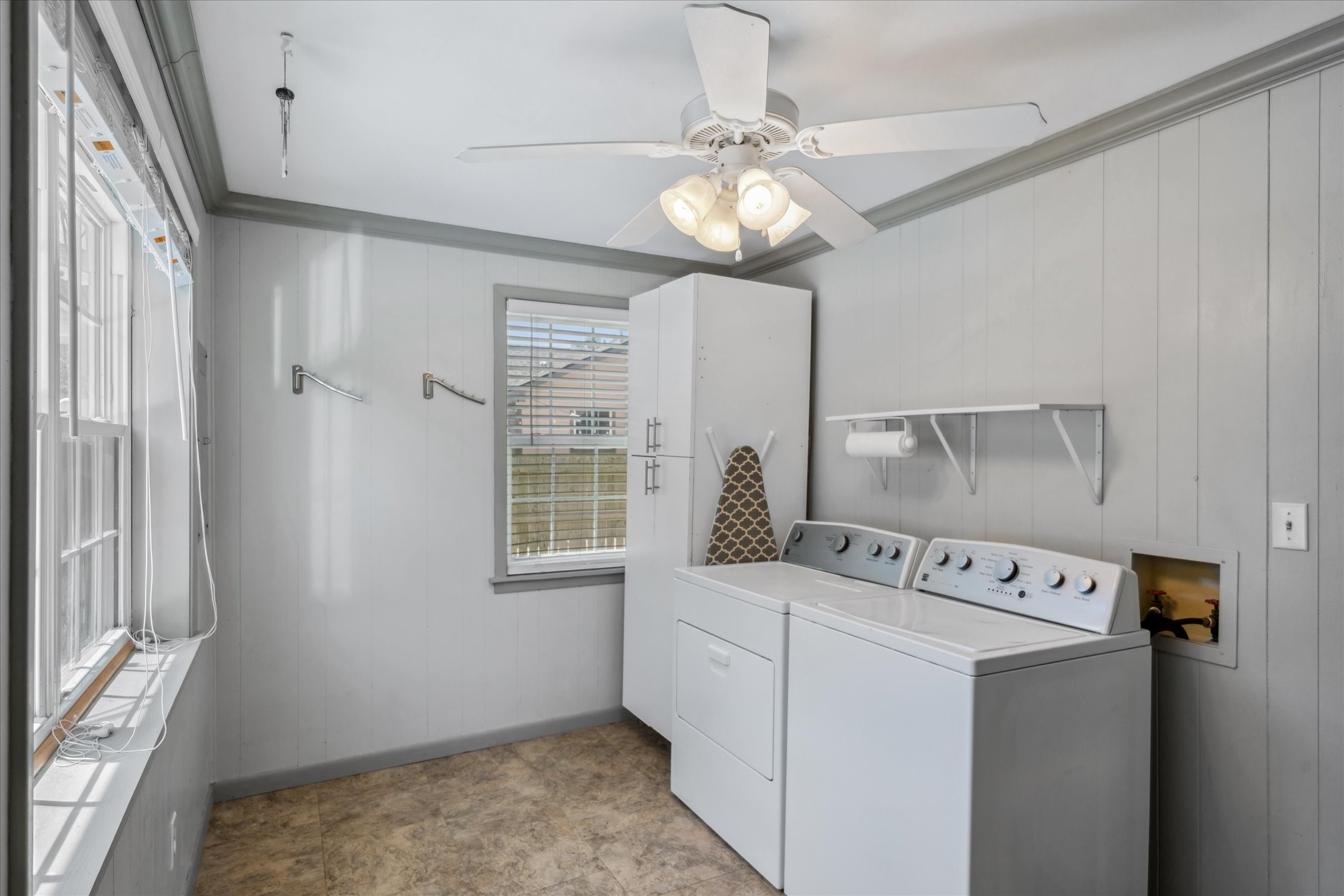 809 S Prairieville Street Athens TX 75751
