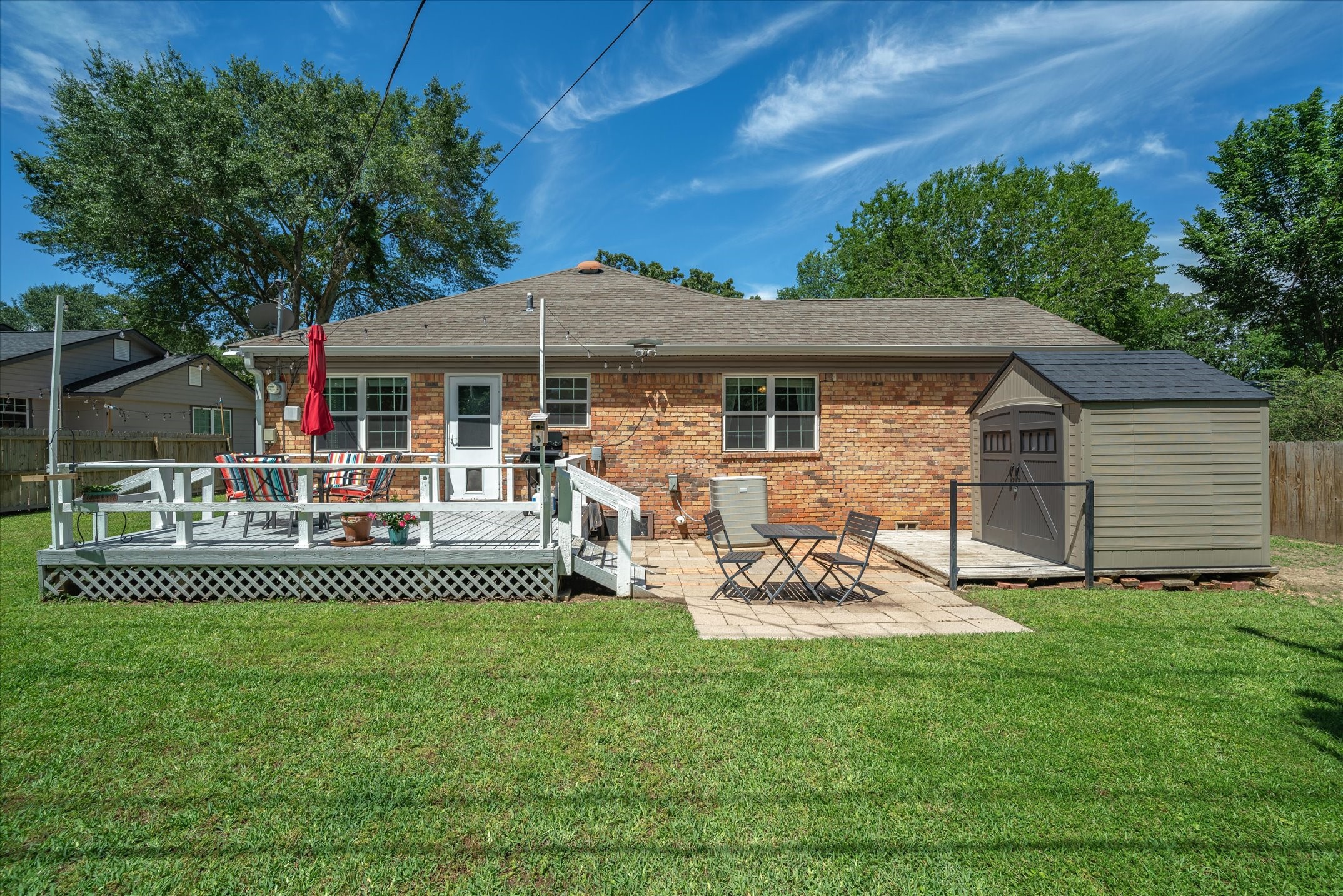 809 S Prairieville Street Athens TX 75751