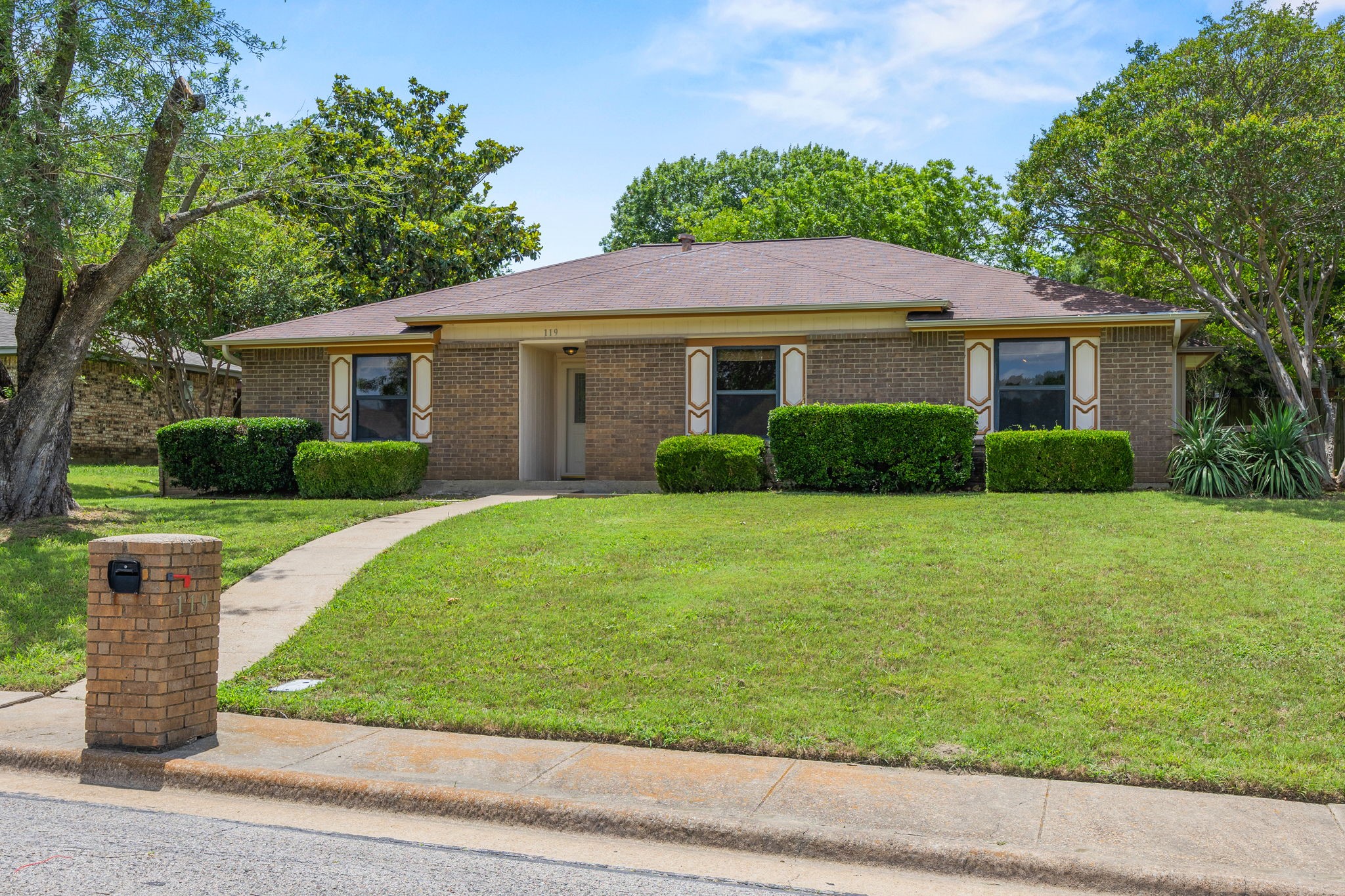 DeSoto TX, 119 N Beltwoods Drive