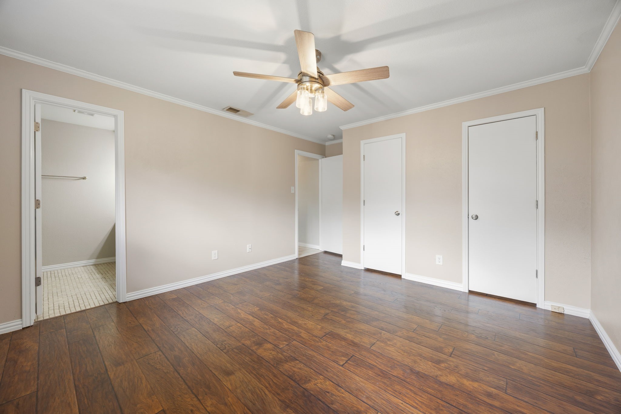 119 N Beltwoods Drive Desoto TX 75115