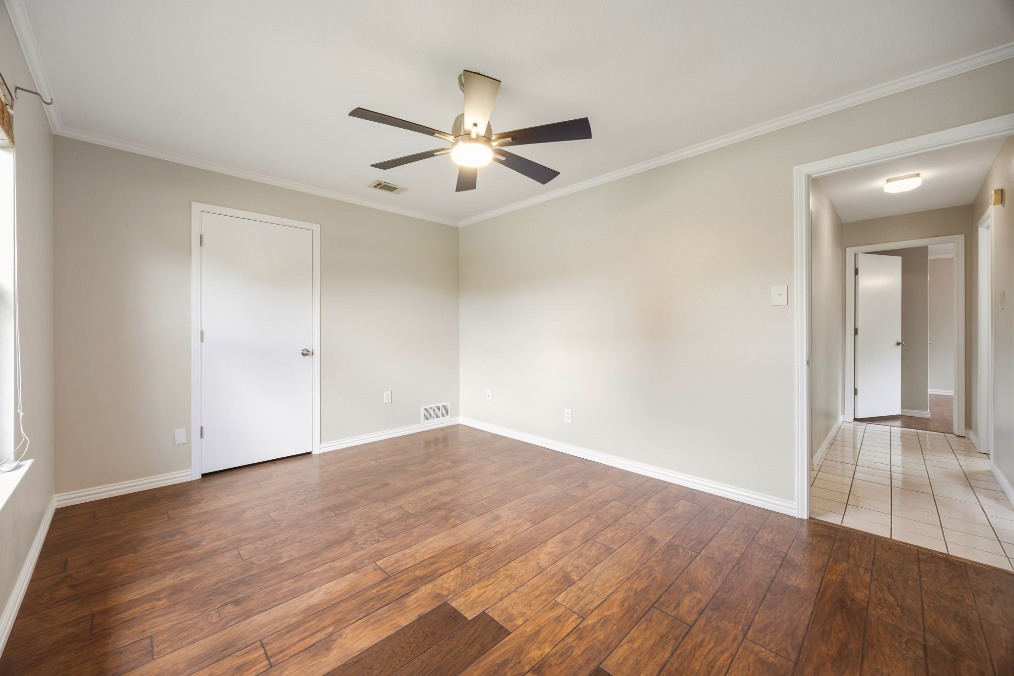119 N Beltwoods Drive Desoto TX 75115