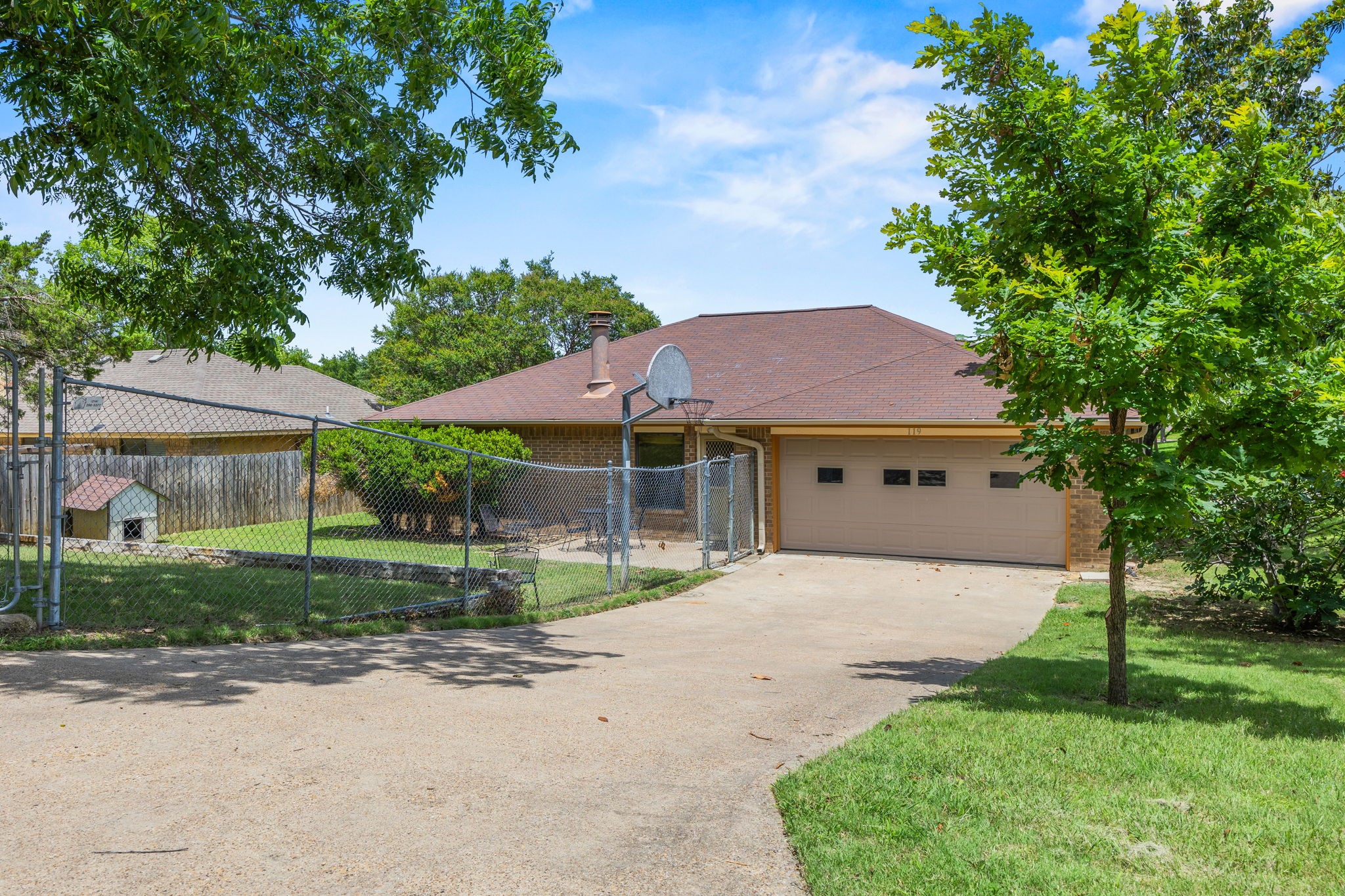 119 N Beltwoods Drive Desoto TX 75115