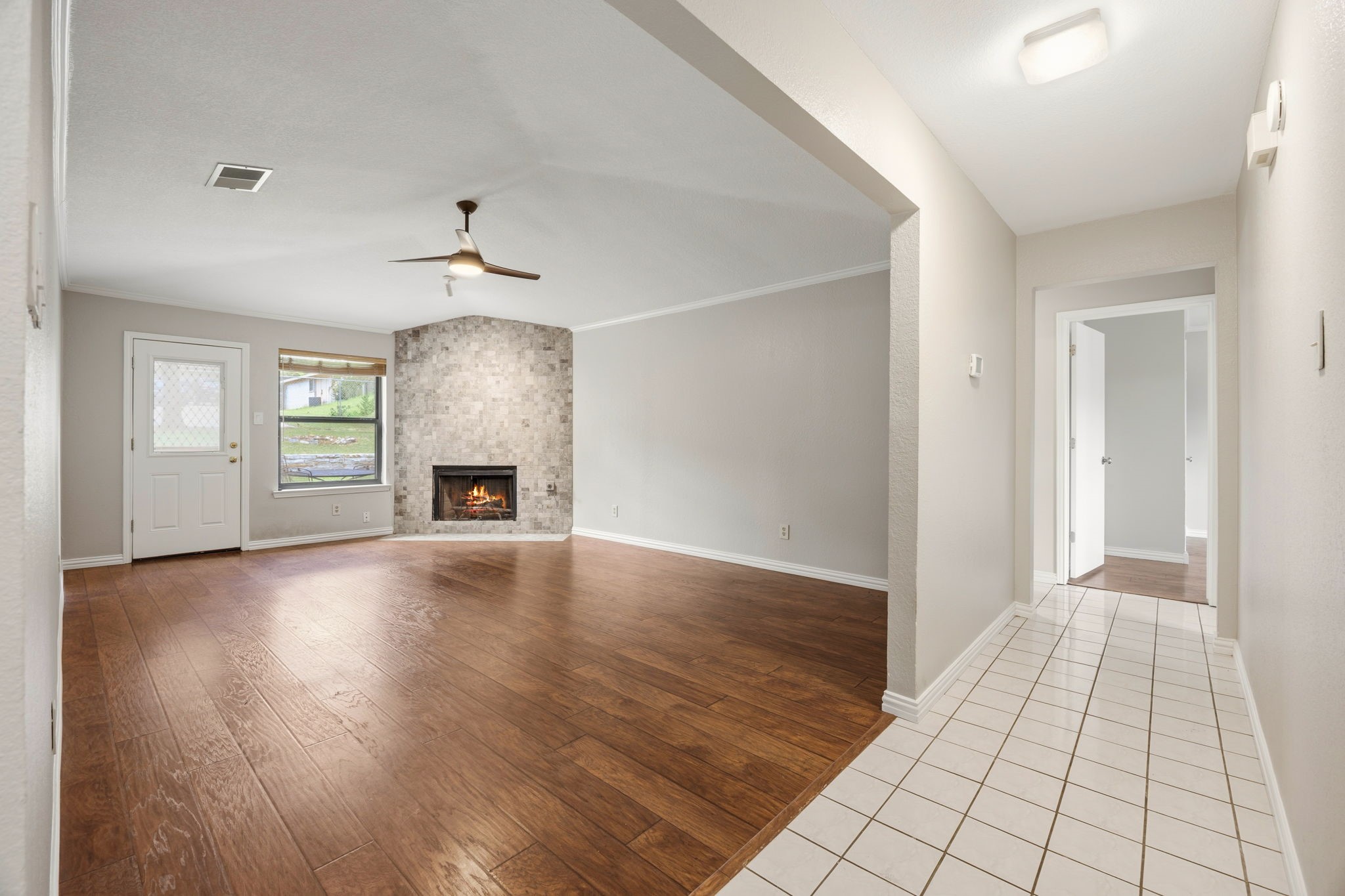 119 N Beltwoods Drive Desoto TX 75115