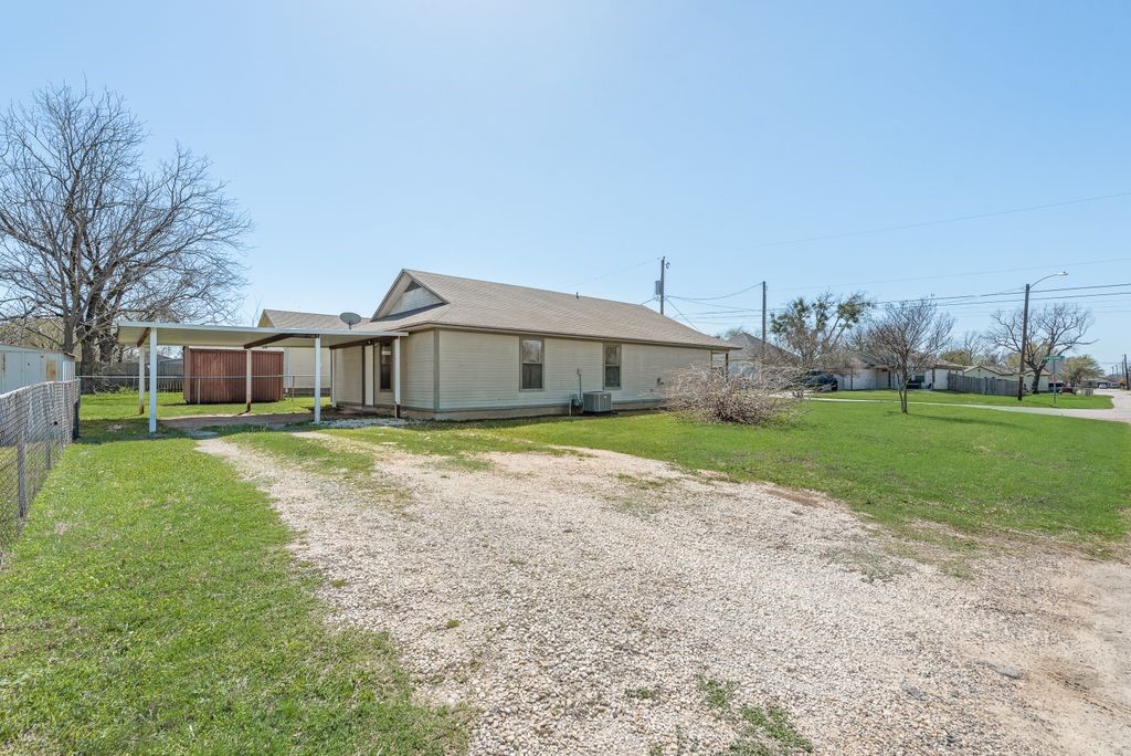 301 Lipscomb Street Cleburne TX 76031