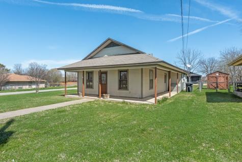 301 Lipscomb Street Cleburne TX 76031