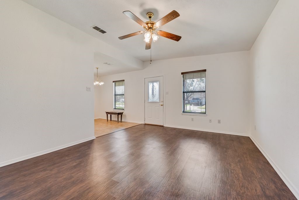 301 Lipscomb Street Cleburne TX 76031