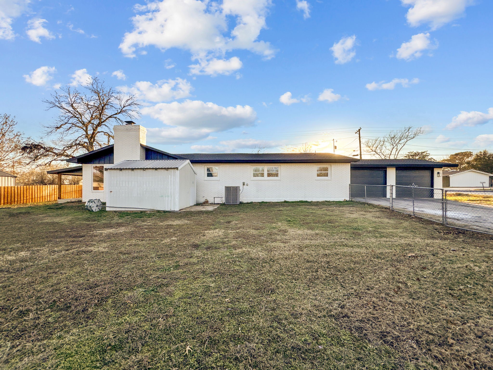 501 Roach Street Bowie TX 76230