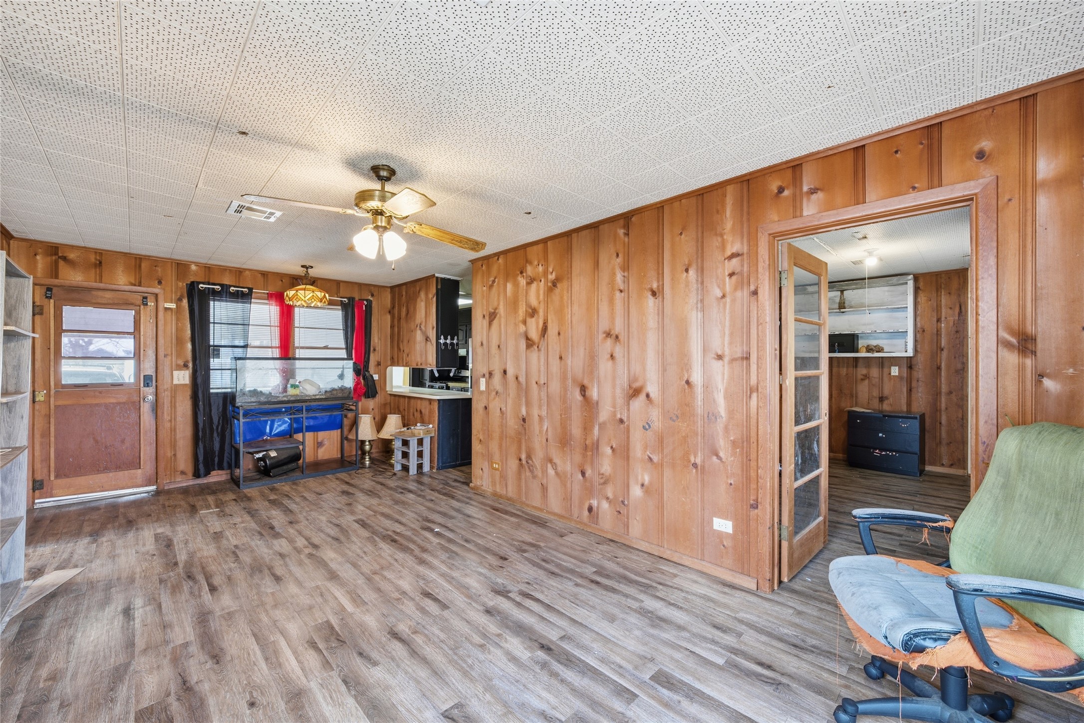 1109 E Mclennan Avenue Mart TX 76664