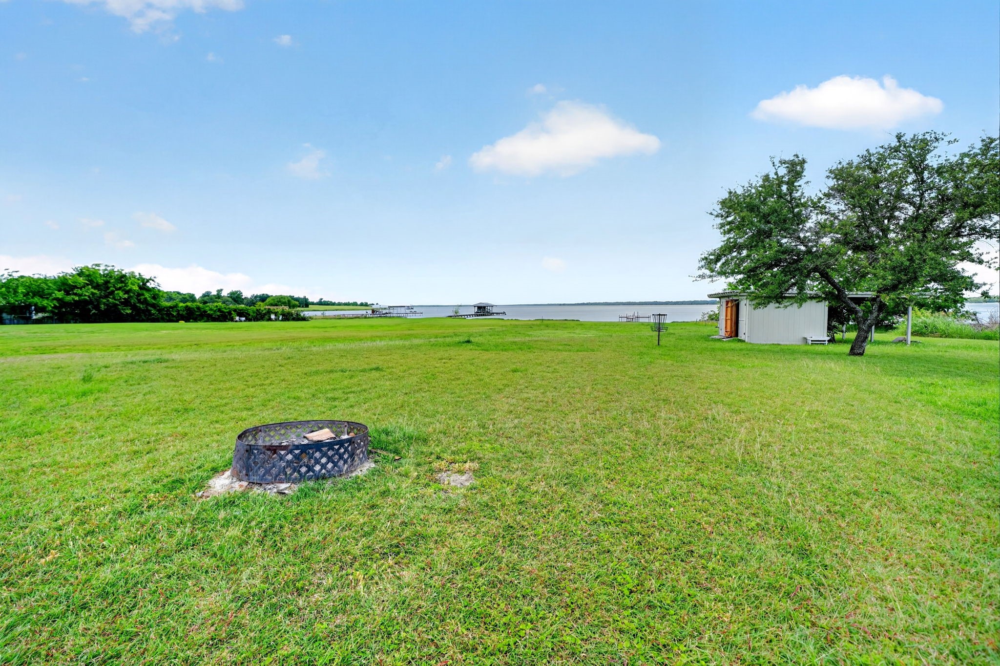 521 Ideal Circle Quinlan TX 75474