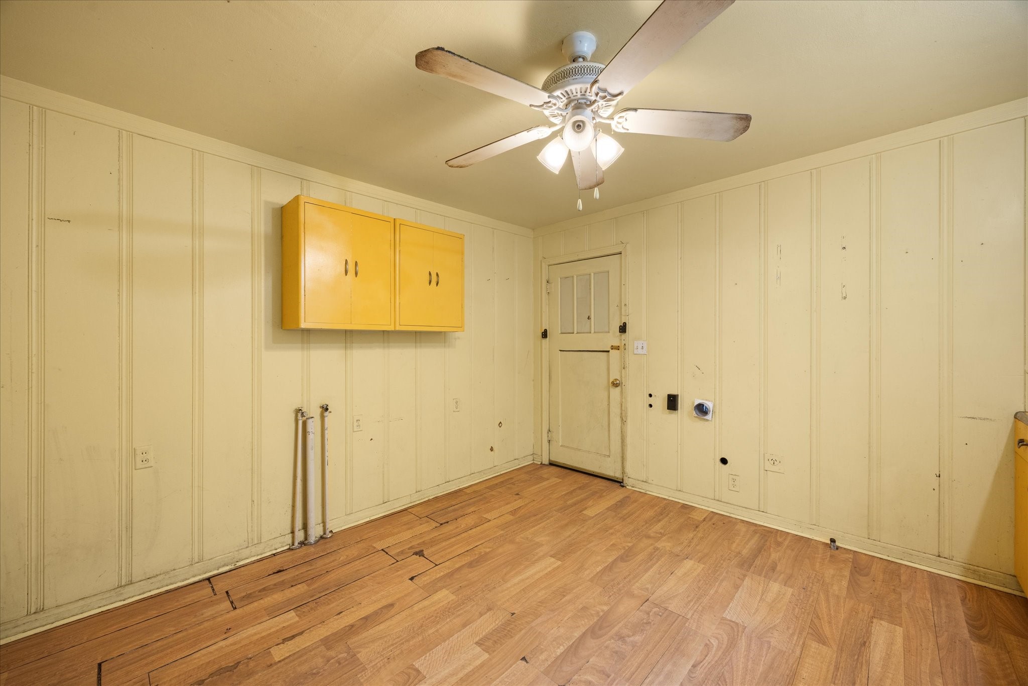 1313 Lipan Highway Granbury TX 76048