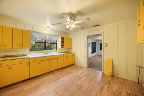 1313 Lipan Highway Granbury TX 76048