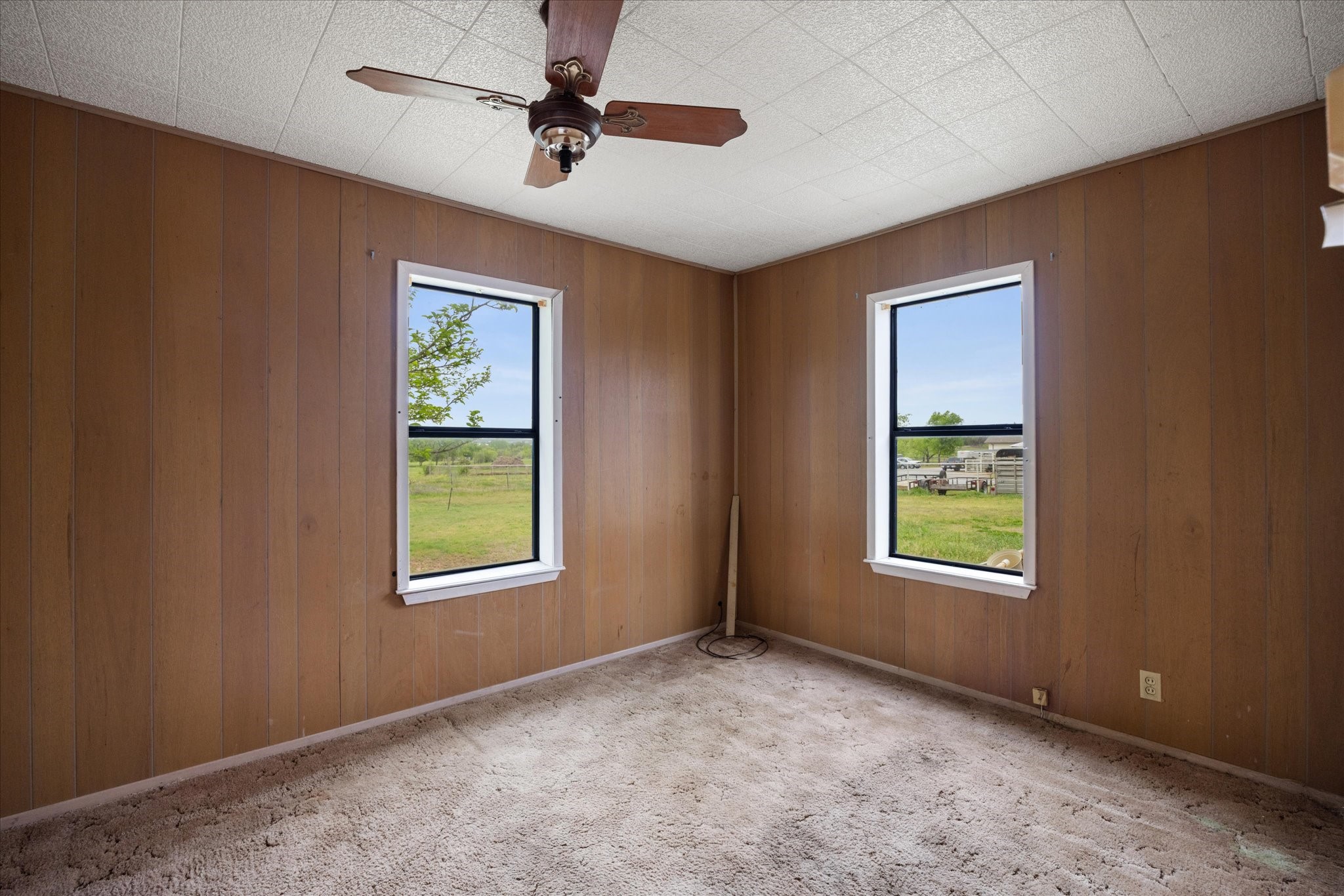 1313 Lipan Highway Granbury TX 76048