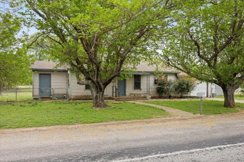 1313 Lipan Highway Granbury TX 76048