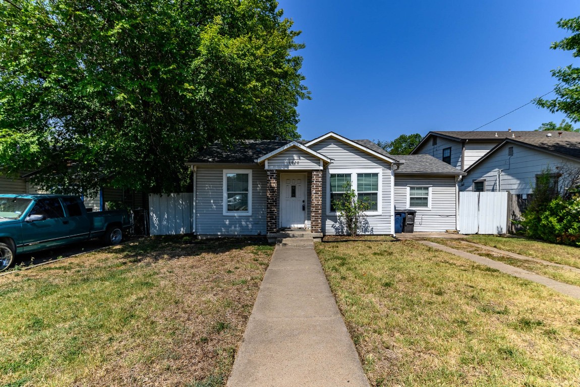 3828 Willing Avenue Fort Worth TX 76110