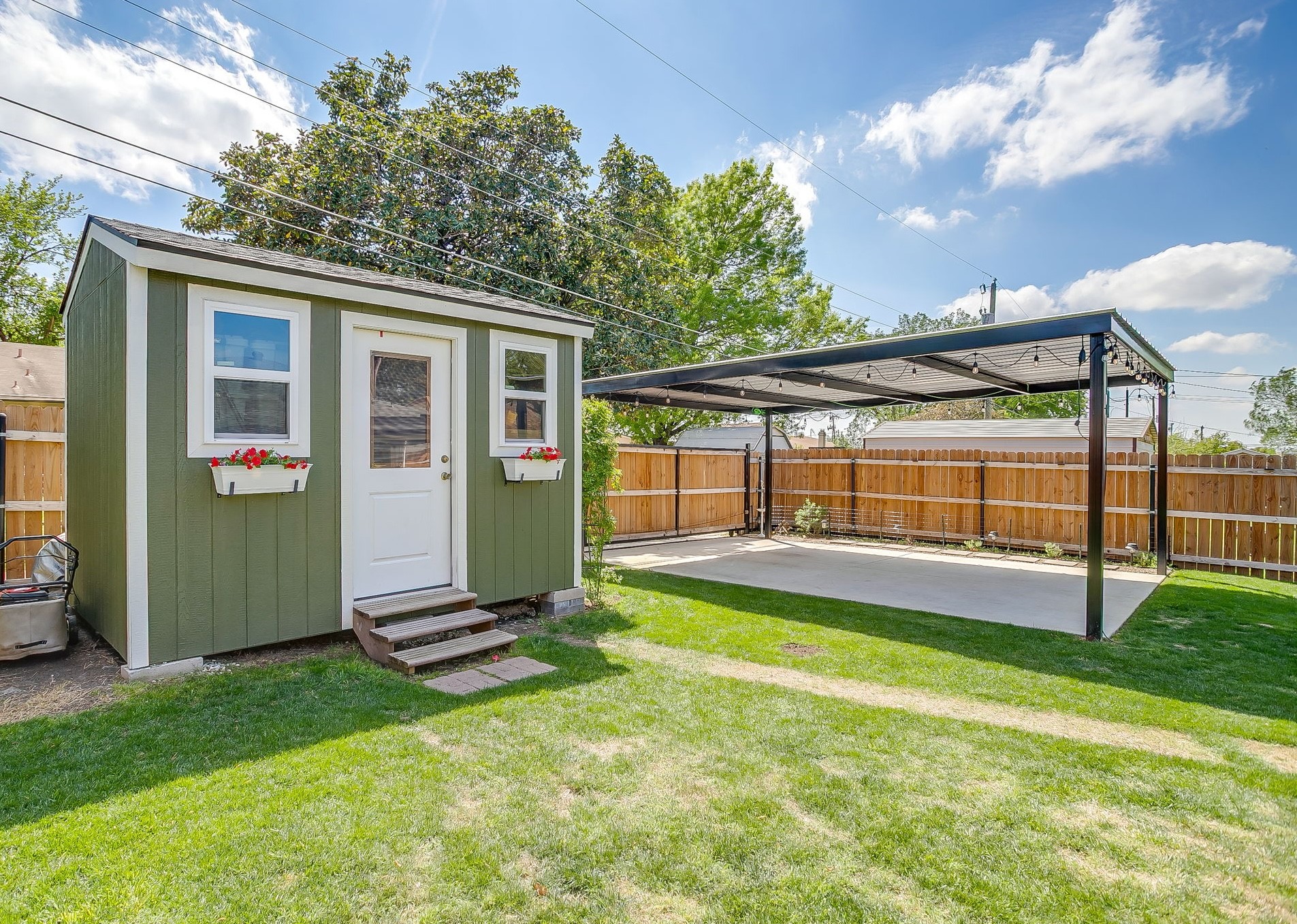 216 E Grubb Drive Mesquite TX 75149