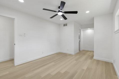 6858 Freemont Street Dallas TX 75231
