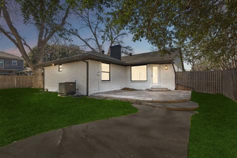 6858 Freemont Street Dallas TX 75231