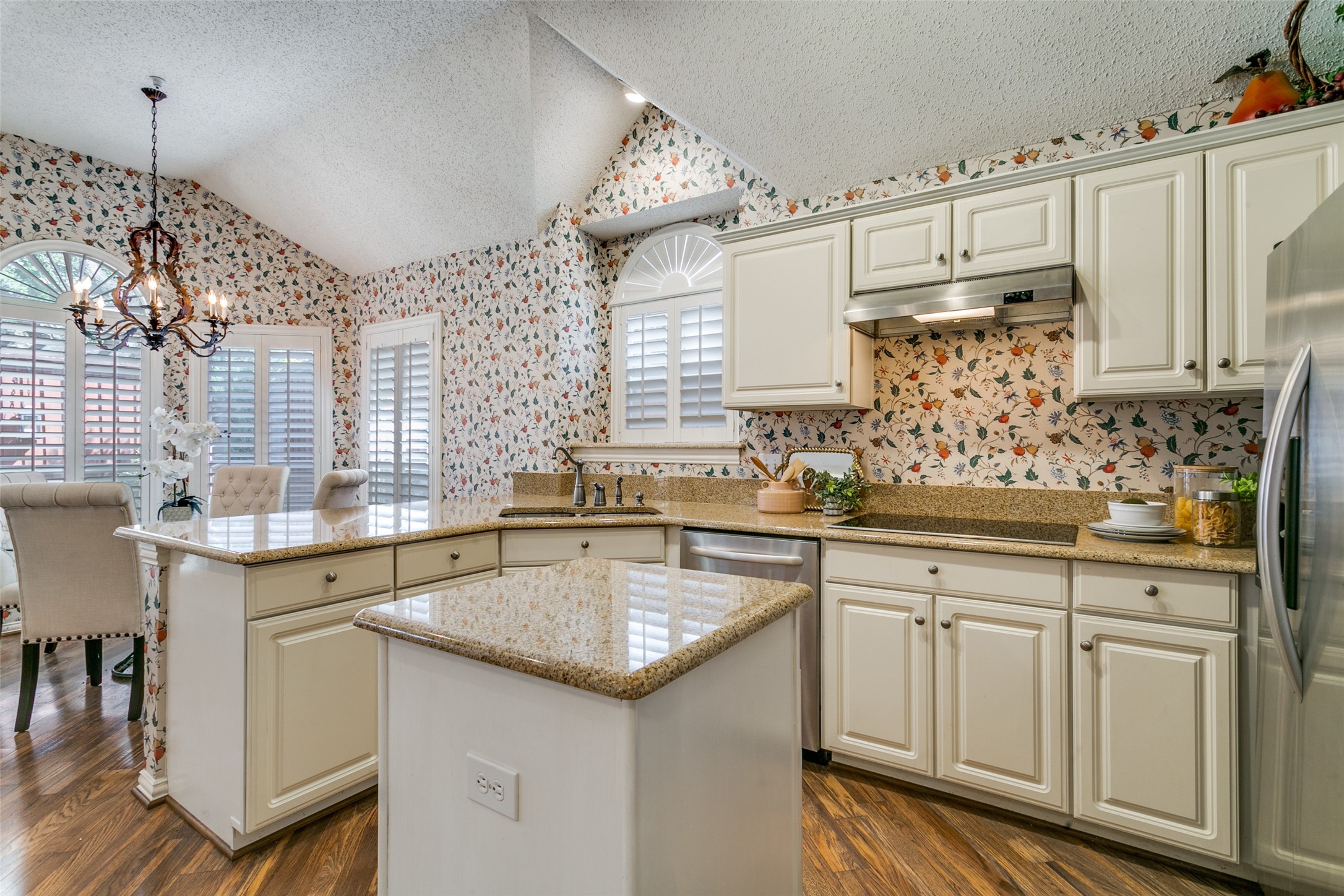 14596 Blueberry Court Addison TX 75001