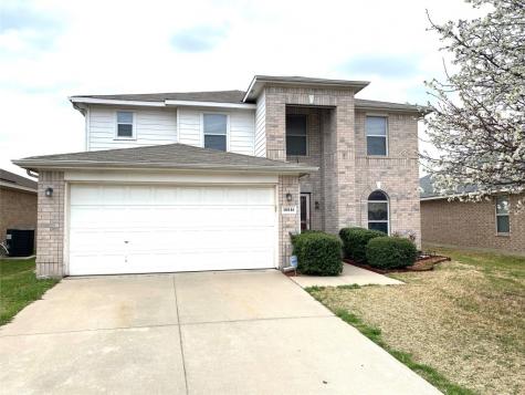 10016 Cougar Trail Fort Worth TX 76108