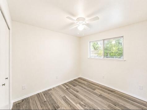 614 W Grenoble Drive Grand Prairie TX 75052