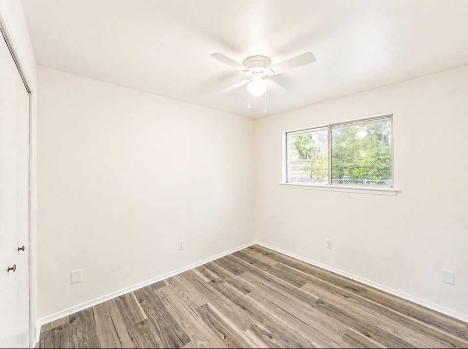 614 W Grenoble Drive Grand Prairie TX 75052