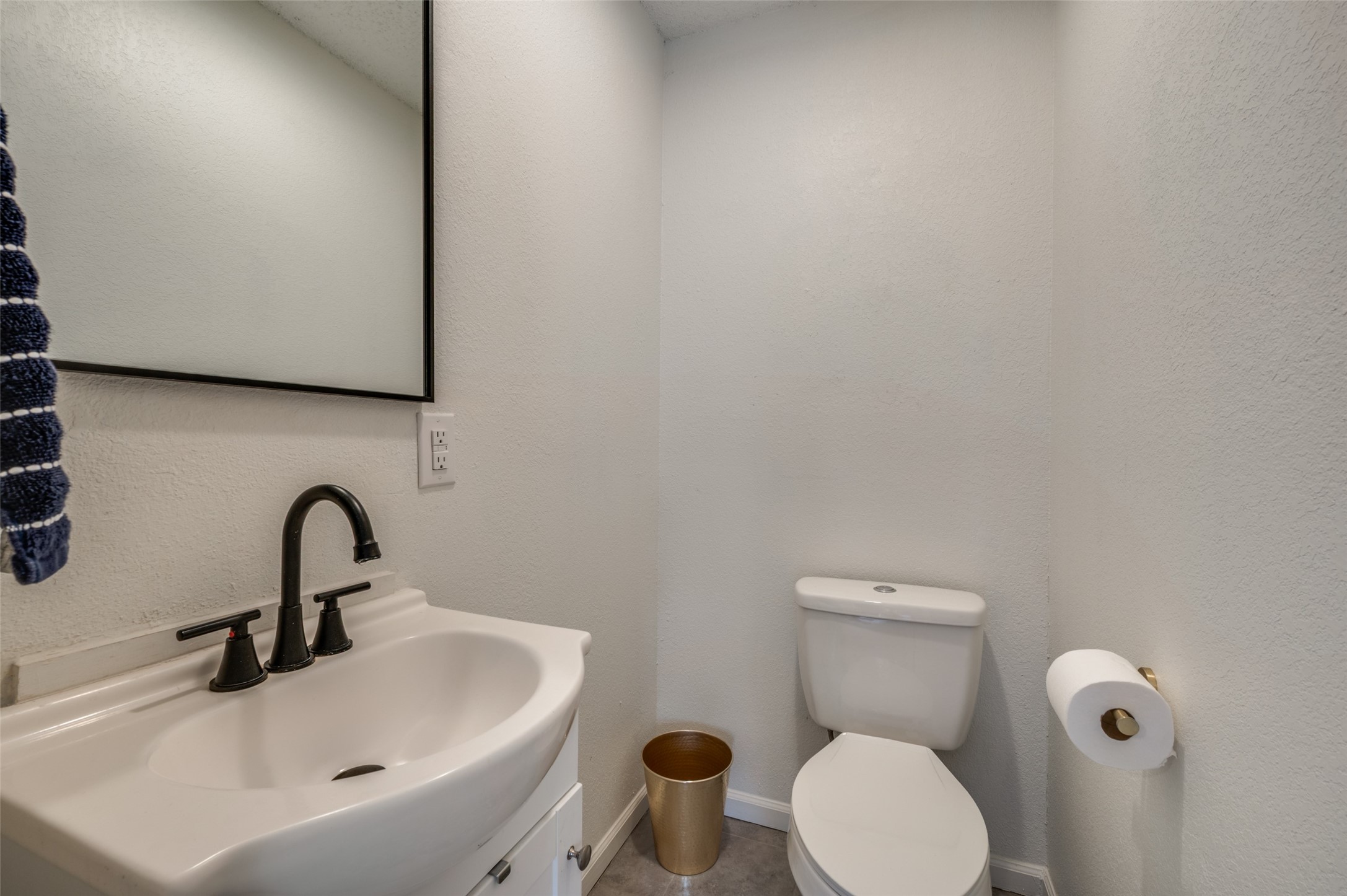 228 E Park Street Little Elm TX 75068