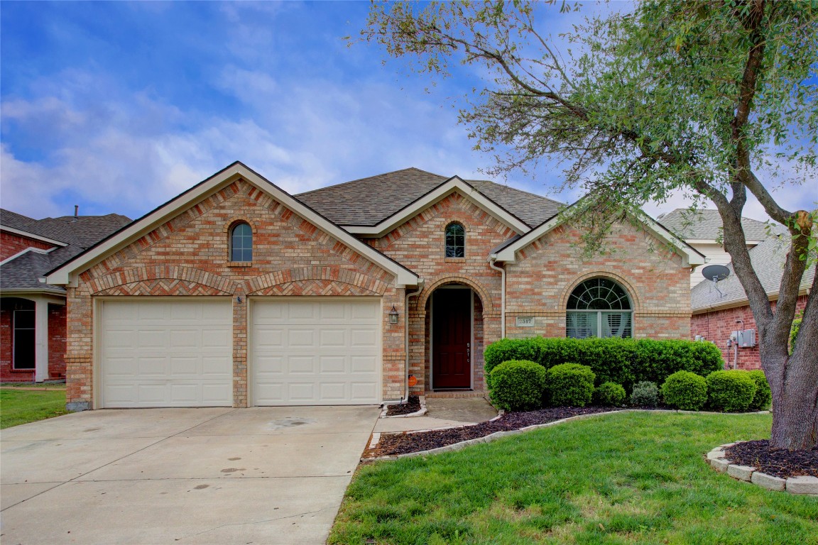 2517 Marina Drive Grand Prairie TX 75054