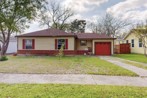 2105 Skillman Drive Garland TX 75041
