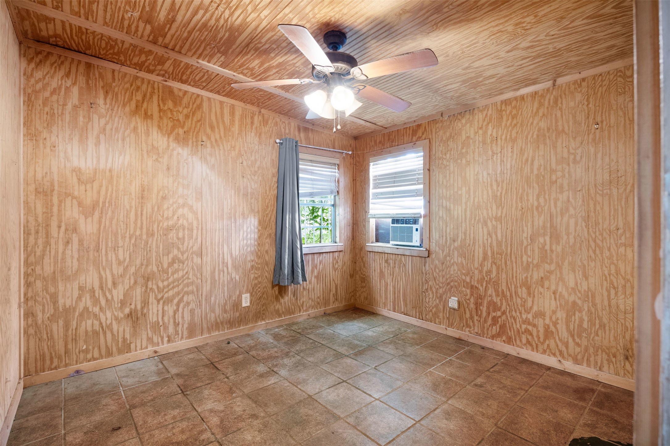 237 Linda Lee Crossing Whitney TX 76692