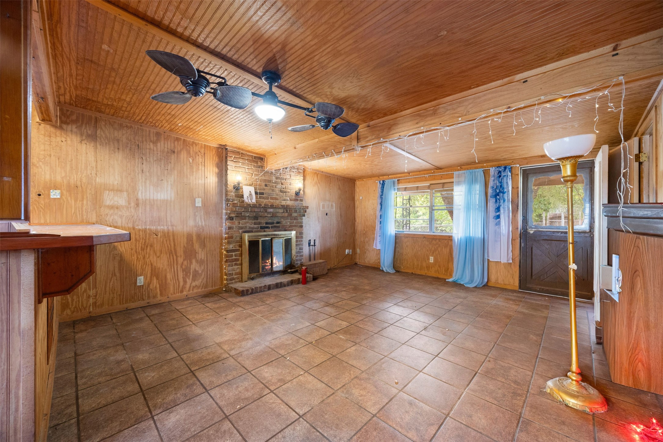 237 Linda Lee Crossing Whitney TX 76692