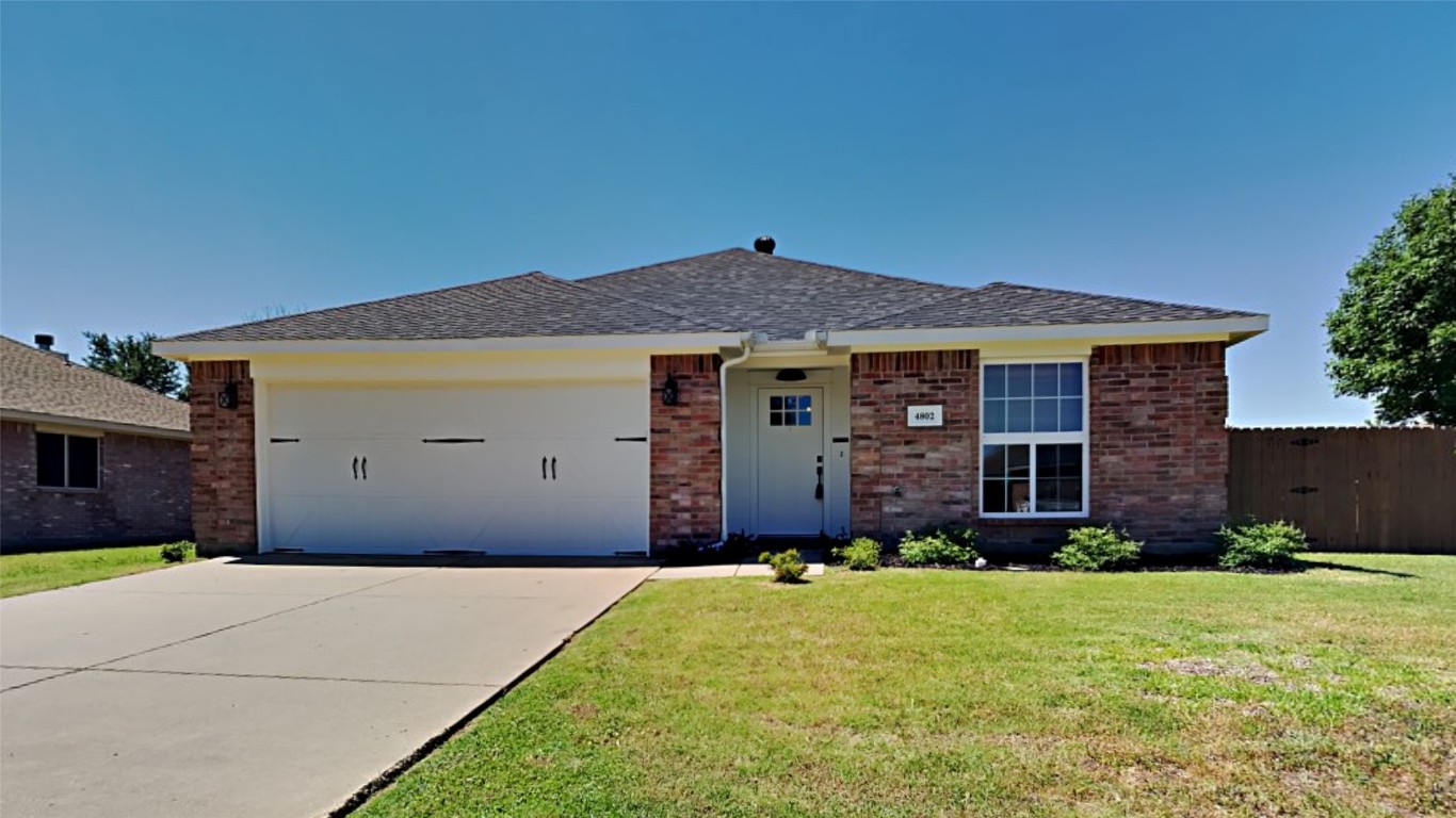4802 Ashbury Lane Mansfield TX 76063