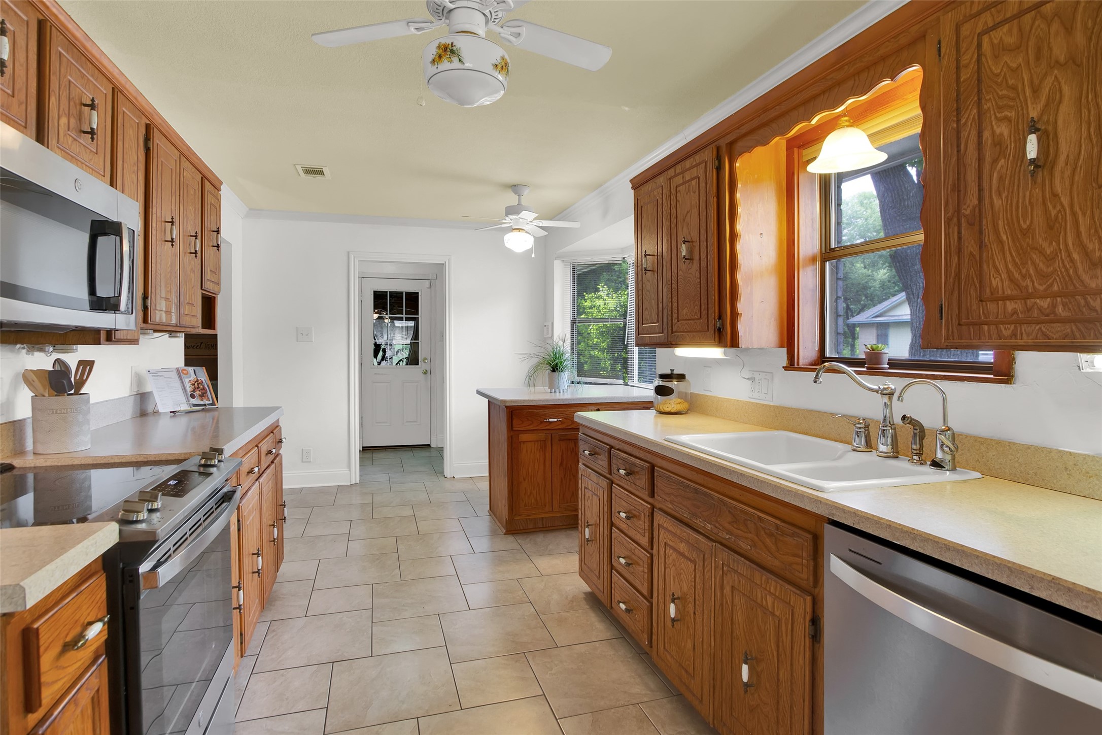 2601 Arapaho Circle Denison TX 75020