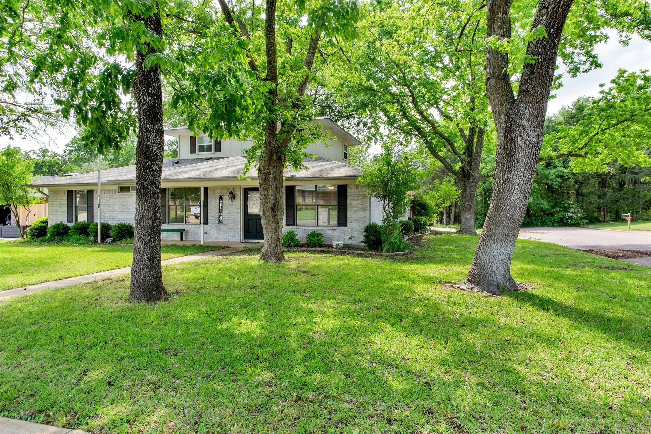 2601 Arapaho Circle Denison TX 75020