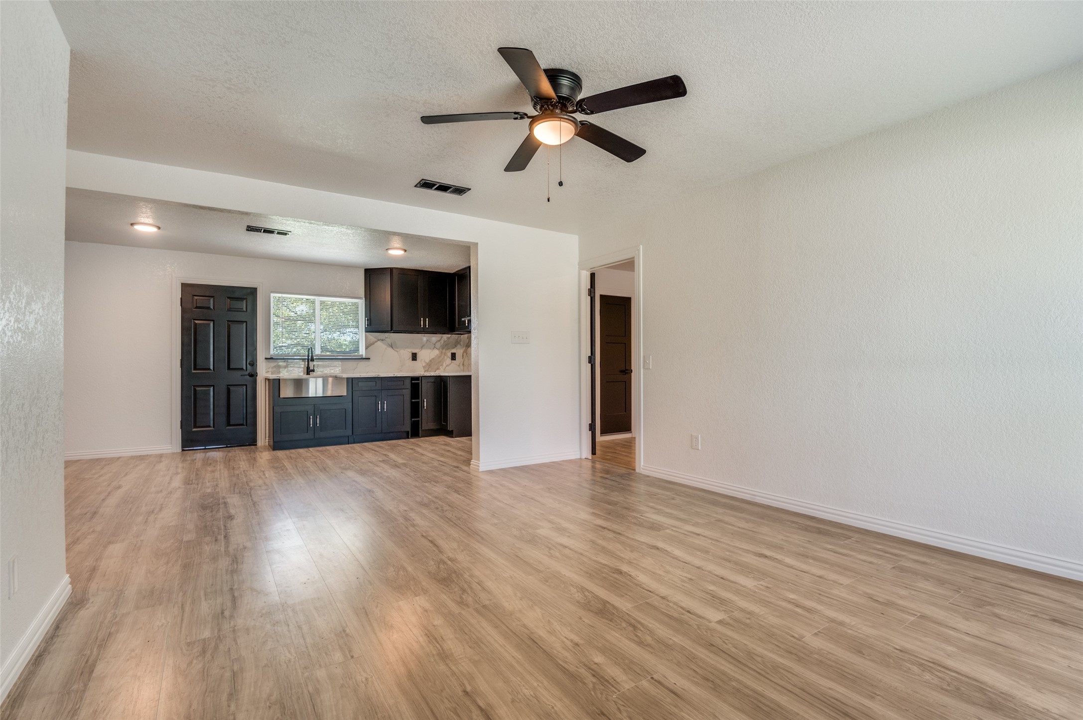 4625 Kyle Drive Balch Springs TX 75180