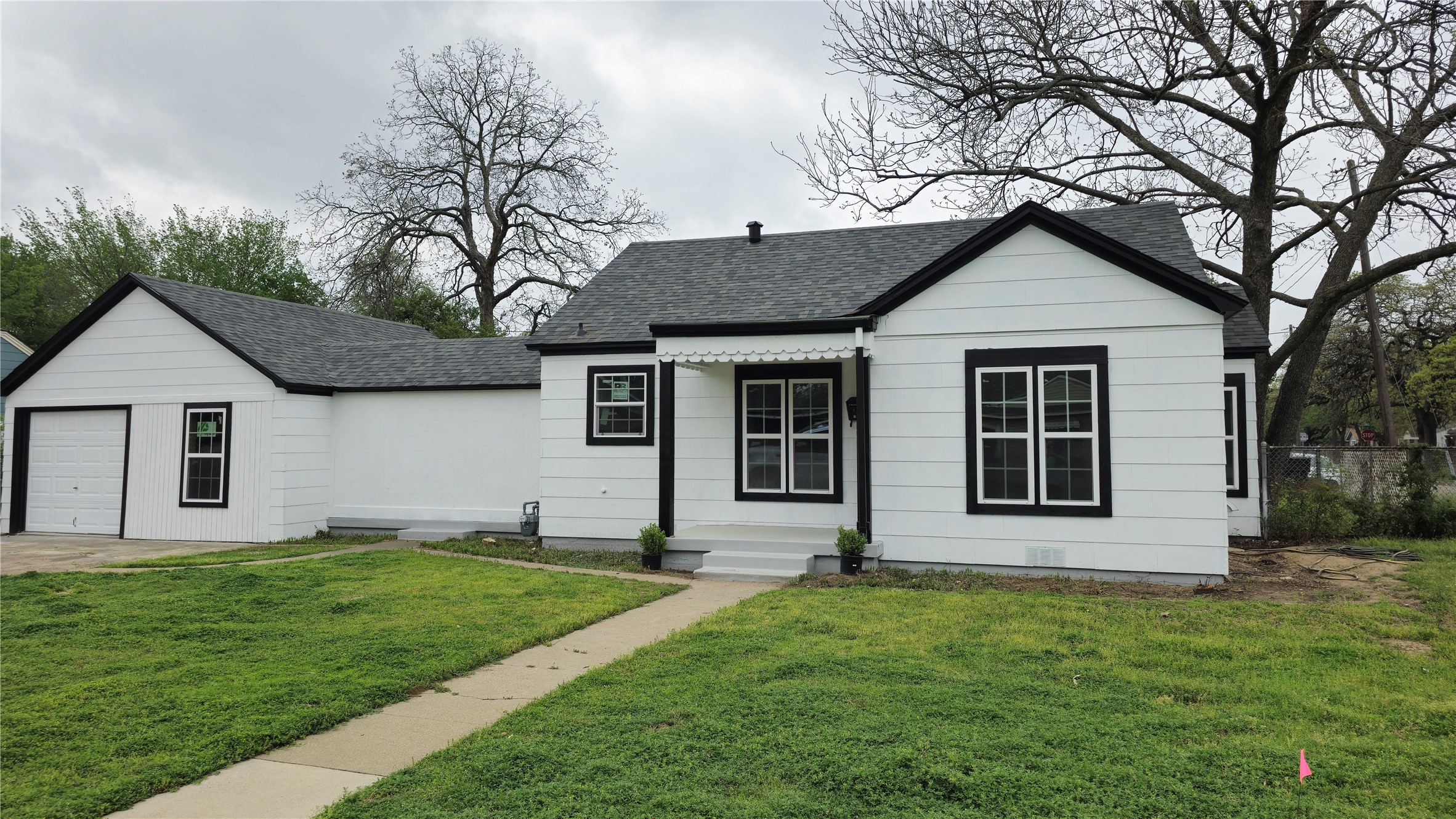 2800 Jeff Street Fort Worth TX 76111